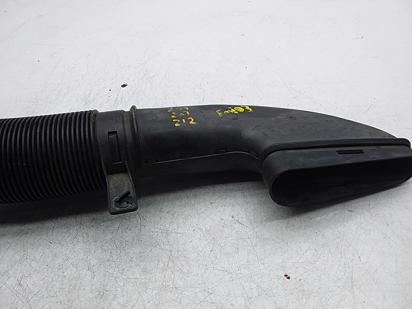 MERCEDES-BENZ E-CLASS A212 AIR INTAKE TUBE A6510903437 FMI03