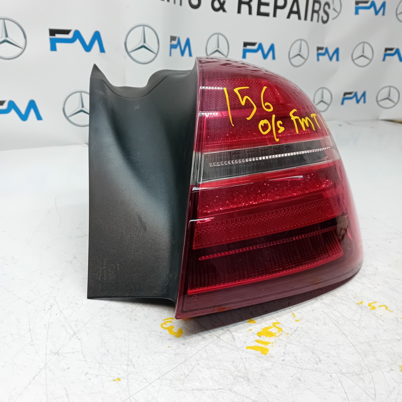 MERCEDES GLA W156 DRIVER SIDE OS REAR TAIL LIGHT A1569069800 2019 FMT167