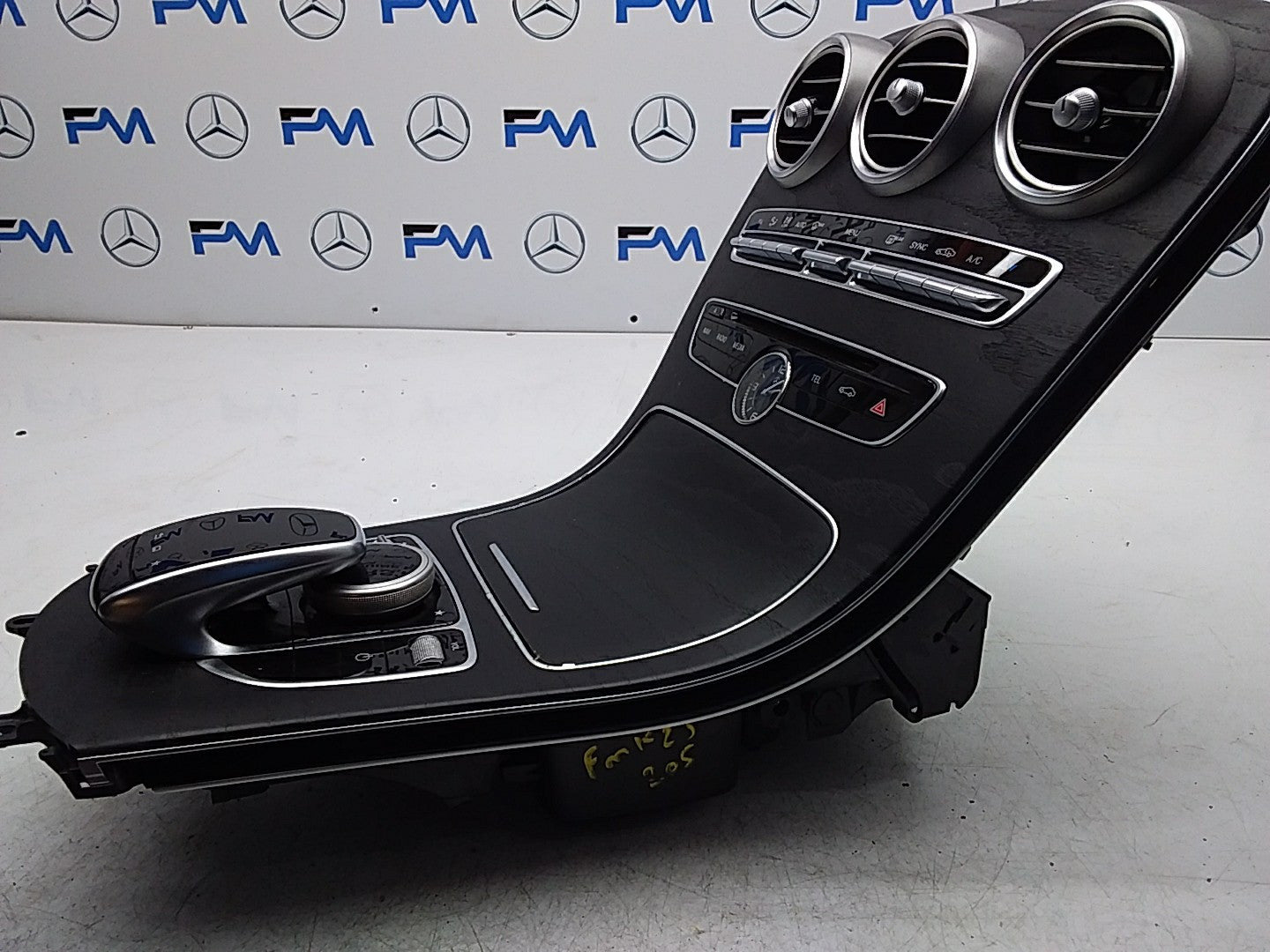 2014 ONWARDS MERCEDES C-CLASS W205 CENTRE  CONSOLE  A2056800210 FMK23