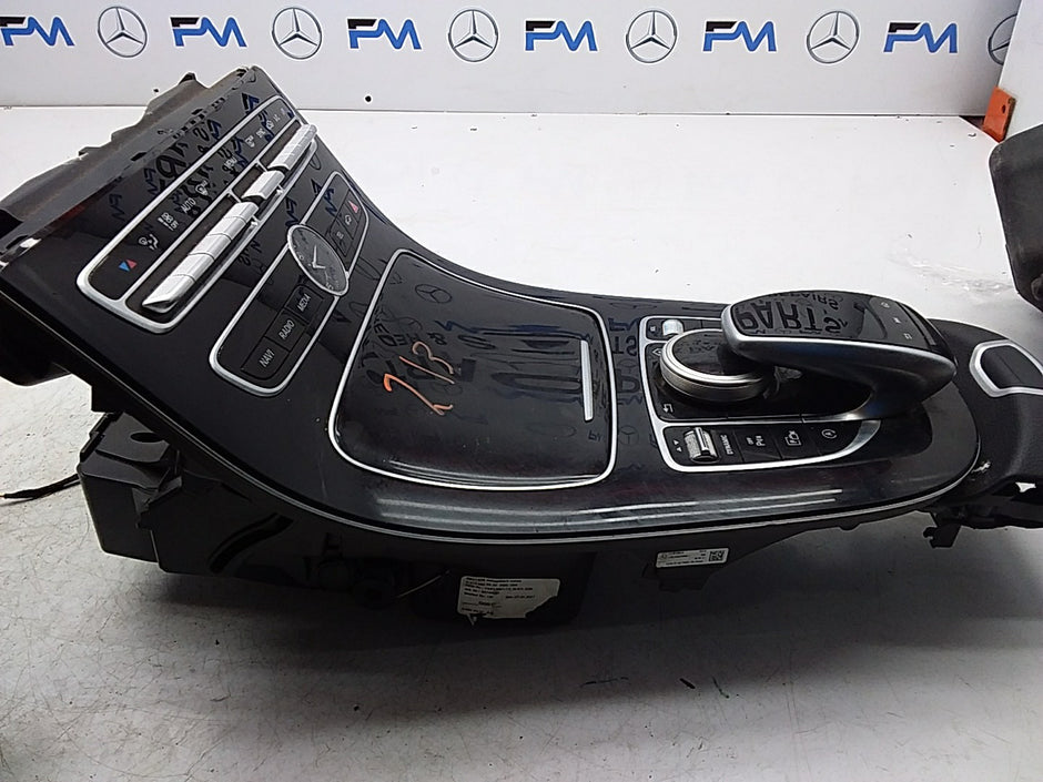 2016-2019 MERCEDES E CLASS W213 CENTRE  CONSOLE  A2138100815 FMK07