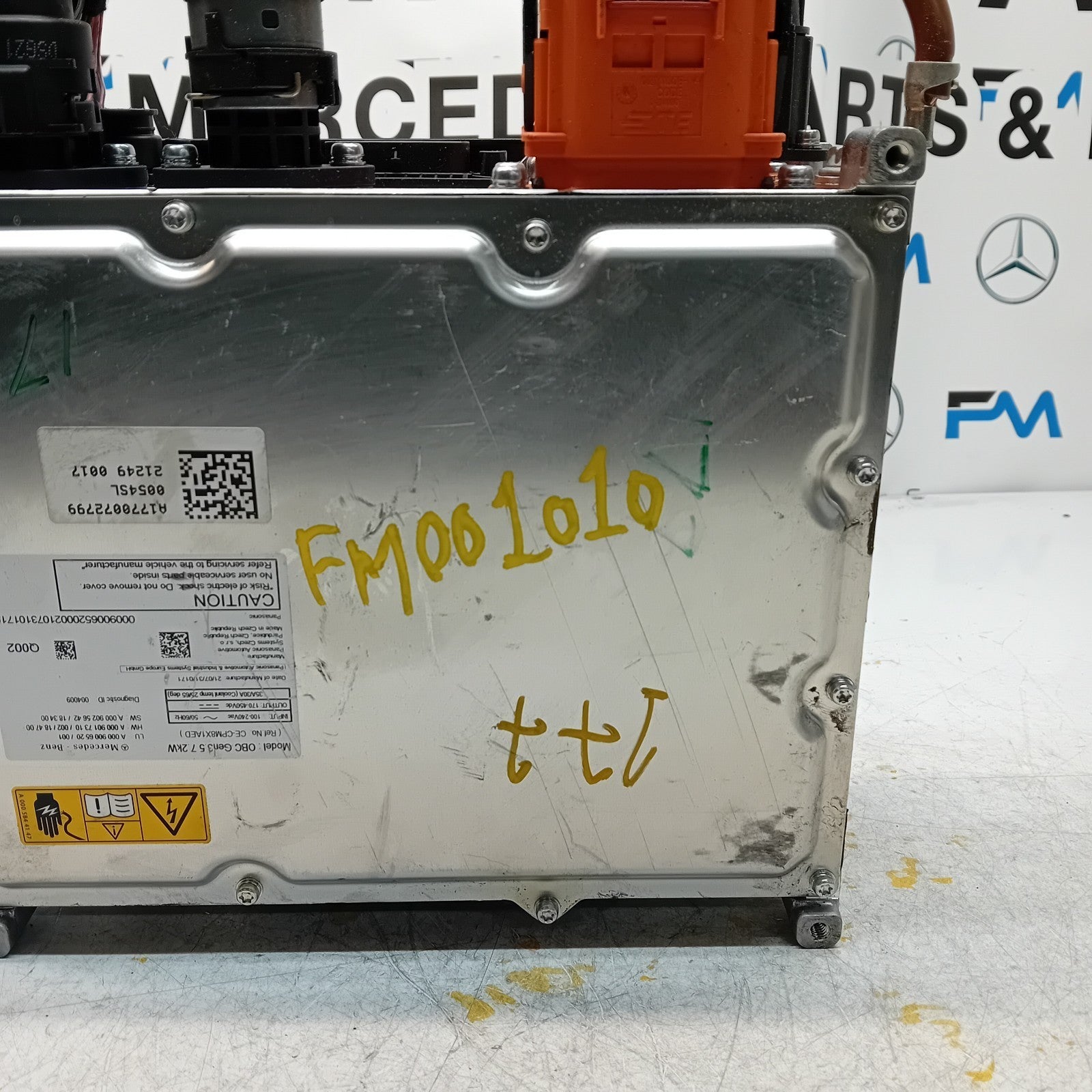 MERCEDES A CLASS W177 BATTERY CHARGER MODULE  A1770072799 A0009006520 FM001010