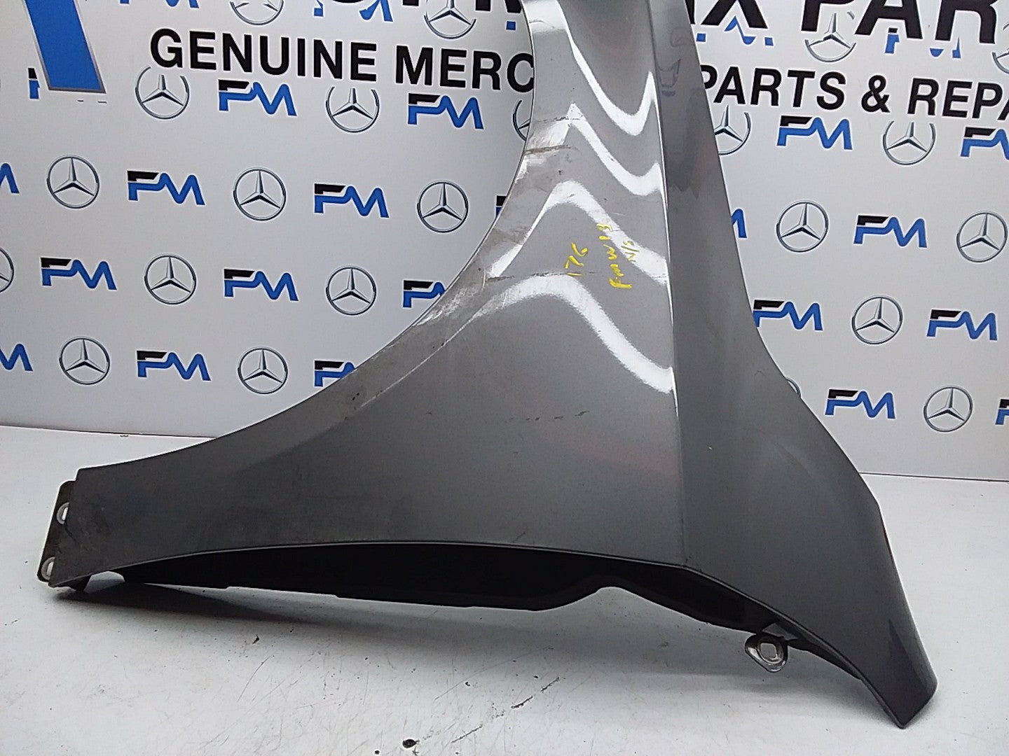 MERCEDES  BENZ A-CLASS W176 NS LEFT PASSENGER SIDE WINGS  FMW13  A1768890000