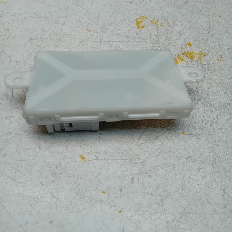 MERCEDES BENZ S-CLASS KEYLESS GO CONTROL UNIT W222 A2229000016 FM00860