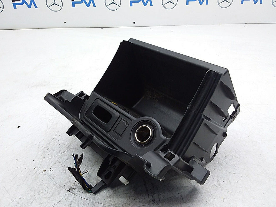 MITSUBISHI OUTLANDER CENTRE DASH STORAGE 8637B421 FMK28