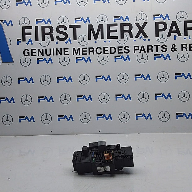 MERCEDES BENZ S-CLASS W222 FUSE BOX  A2229063701 FMF64
