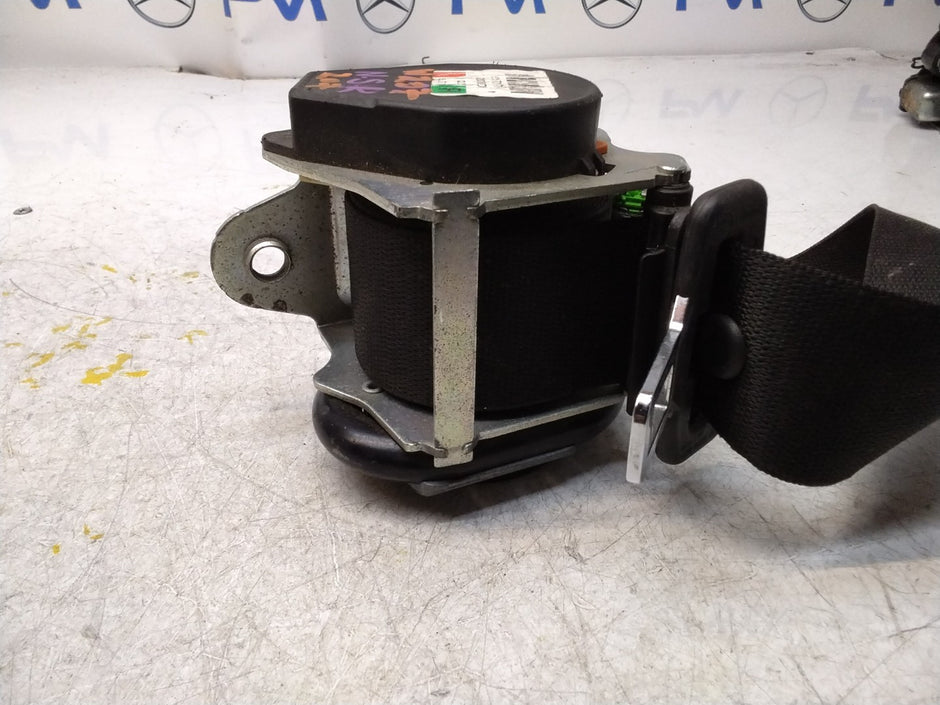 MERCEDES E CLASS SEAT BELT REAR RIGHT AND LEFT A2078602385 C207 FMS453 NSR OSR