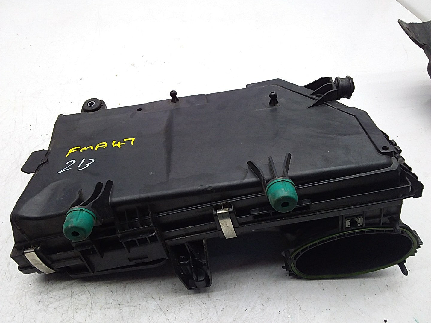 MERCEDES BENZ E-CLASS W213 AIR FILTER CLEANER BOX 2.0 P A6540900001 FMA47