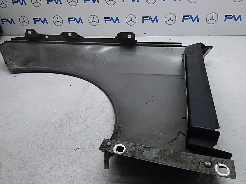 MERCEDES  E-CLASS W212 OS RIGHT DRIVER SIDE WINGS FMW25 A2128610201