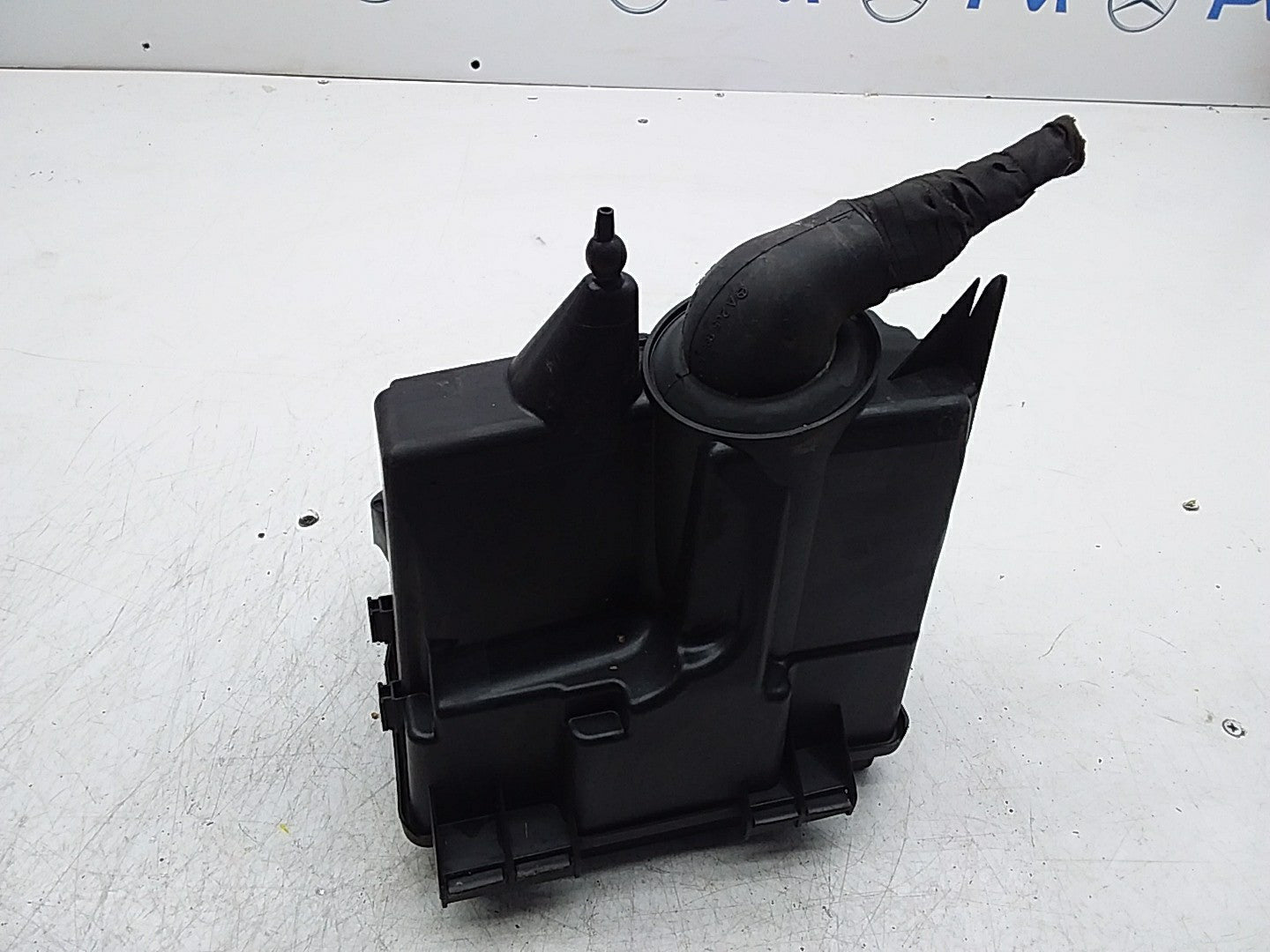 Mercedes C-CLASS  W205 Fuse Relay Junction Box A2059981301 FMF144