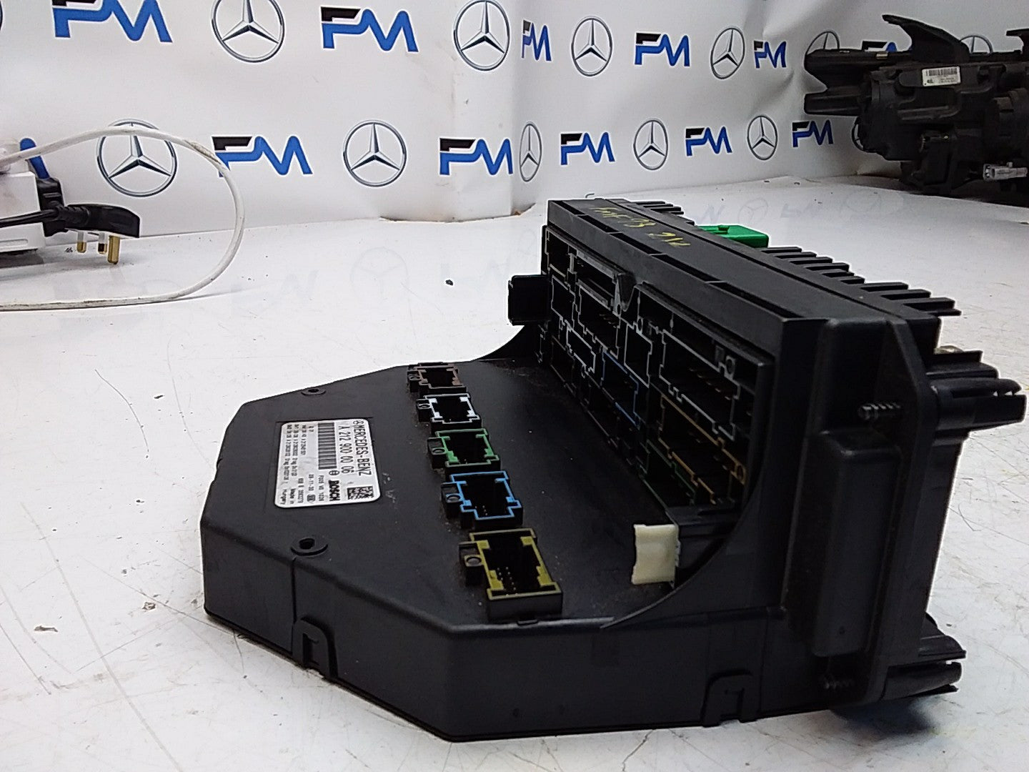 Mercedes E-CLASS W212 Fuse  Box RELAY A2129000006 FMF98