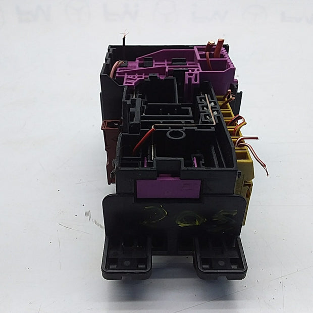 MERCEDES C CLASS FUSE RELAY BOX A2059067200 W205 2014 - 2021 FMF22