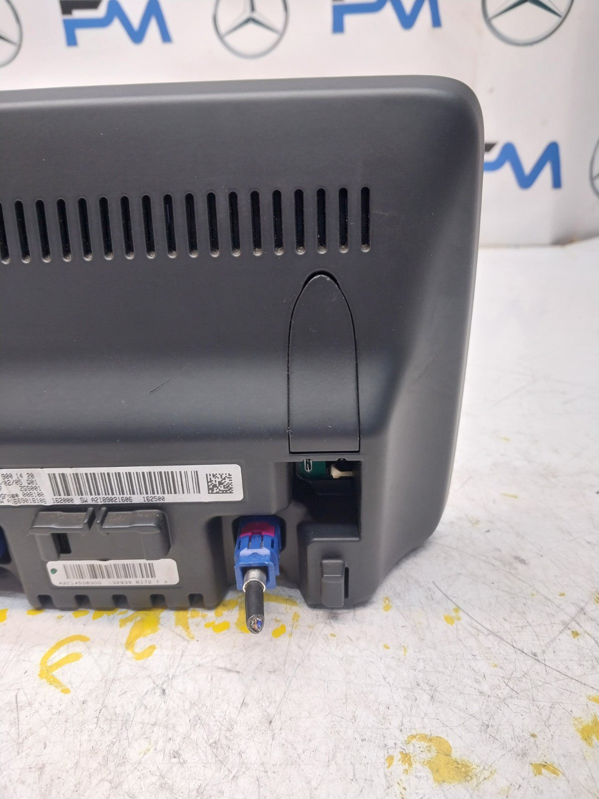 MERCEDES M-CLASS W166 DISPLAY SCREEN A1669001420 2018 FM00713
