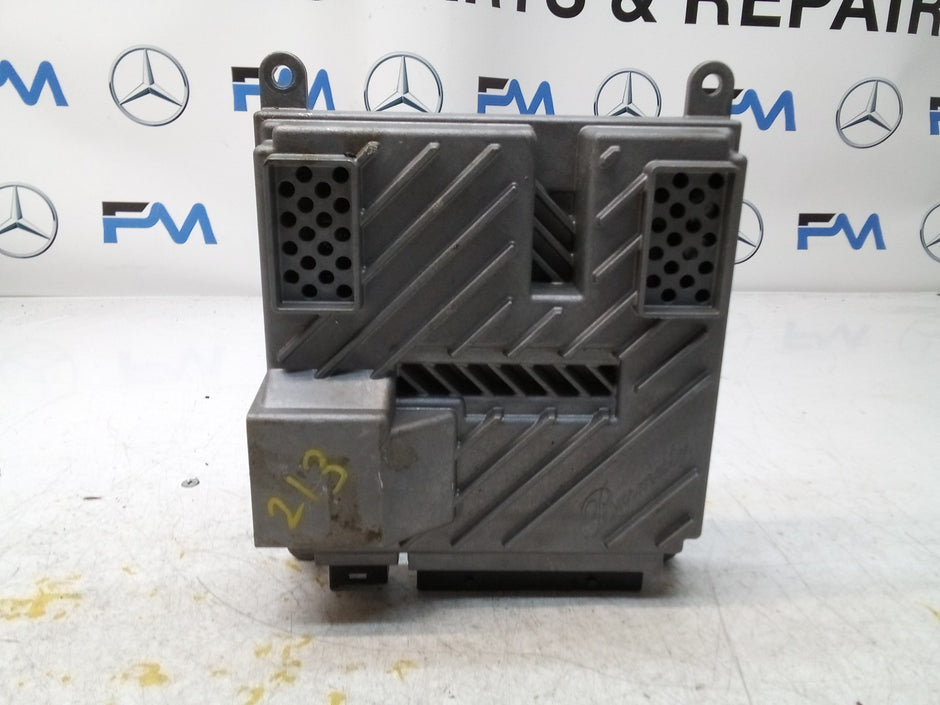 MERCEDES BENZ E-CLASS W213 SOUND SYSTEM AMPLIFIER A2139003822 FM00800