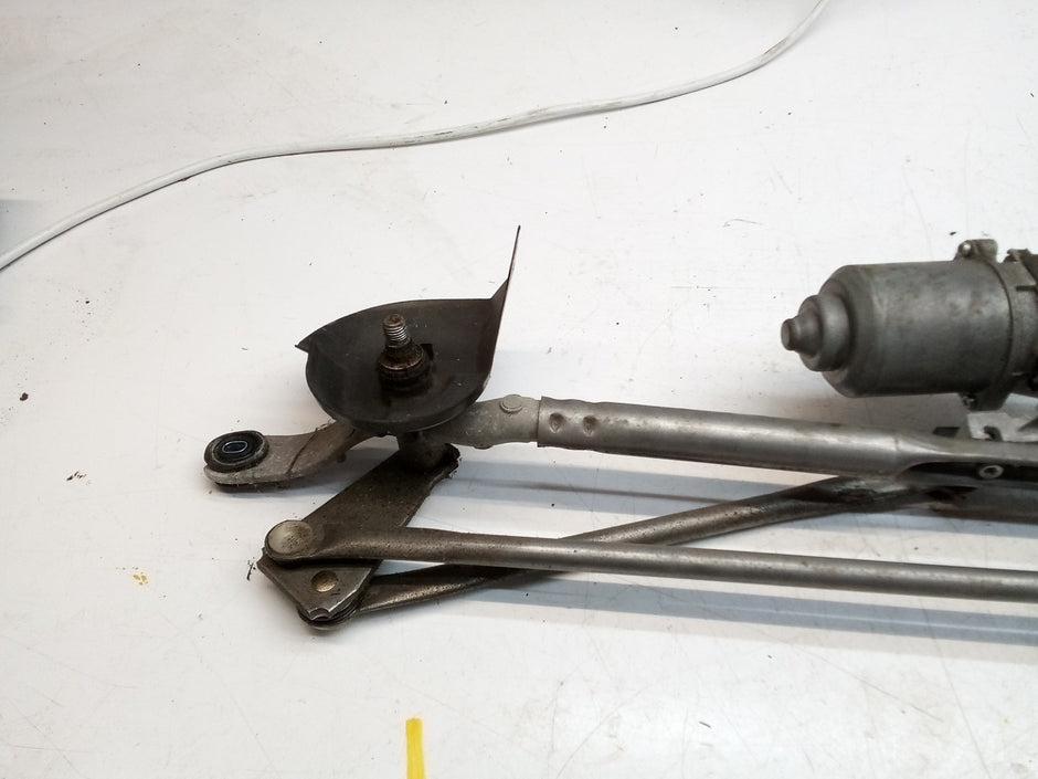 MITSUBISHI OUTLANDER MK3 FRONT WIPER MOTOR + MECHANISM LINKAGE FM00760