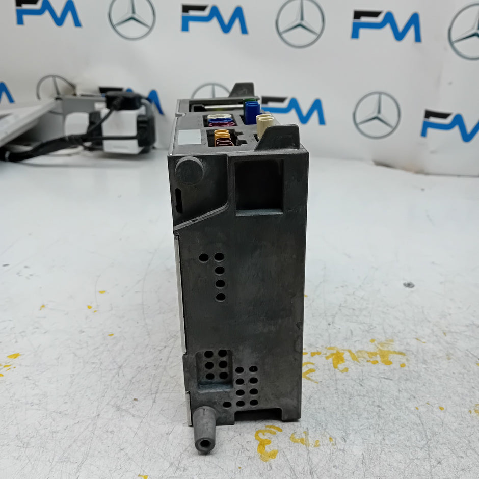 MERCEDES BENZ S-CLASS W222 2018 RADIO CD STEREO HEAD UNIT A2229002921 FM00811