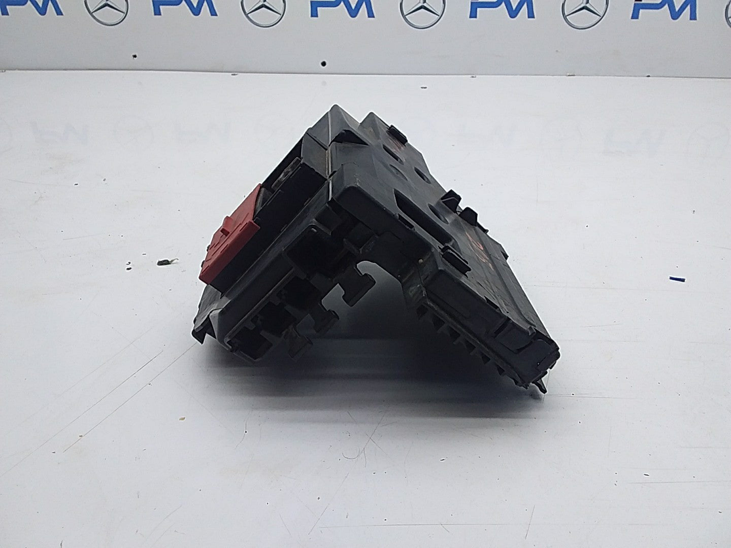 MERCEDES C CLASS C220 W205 MK4 2014 DIESEL BATTERY FUSE BOX A2055402250 FMF01