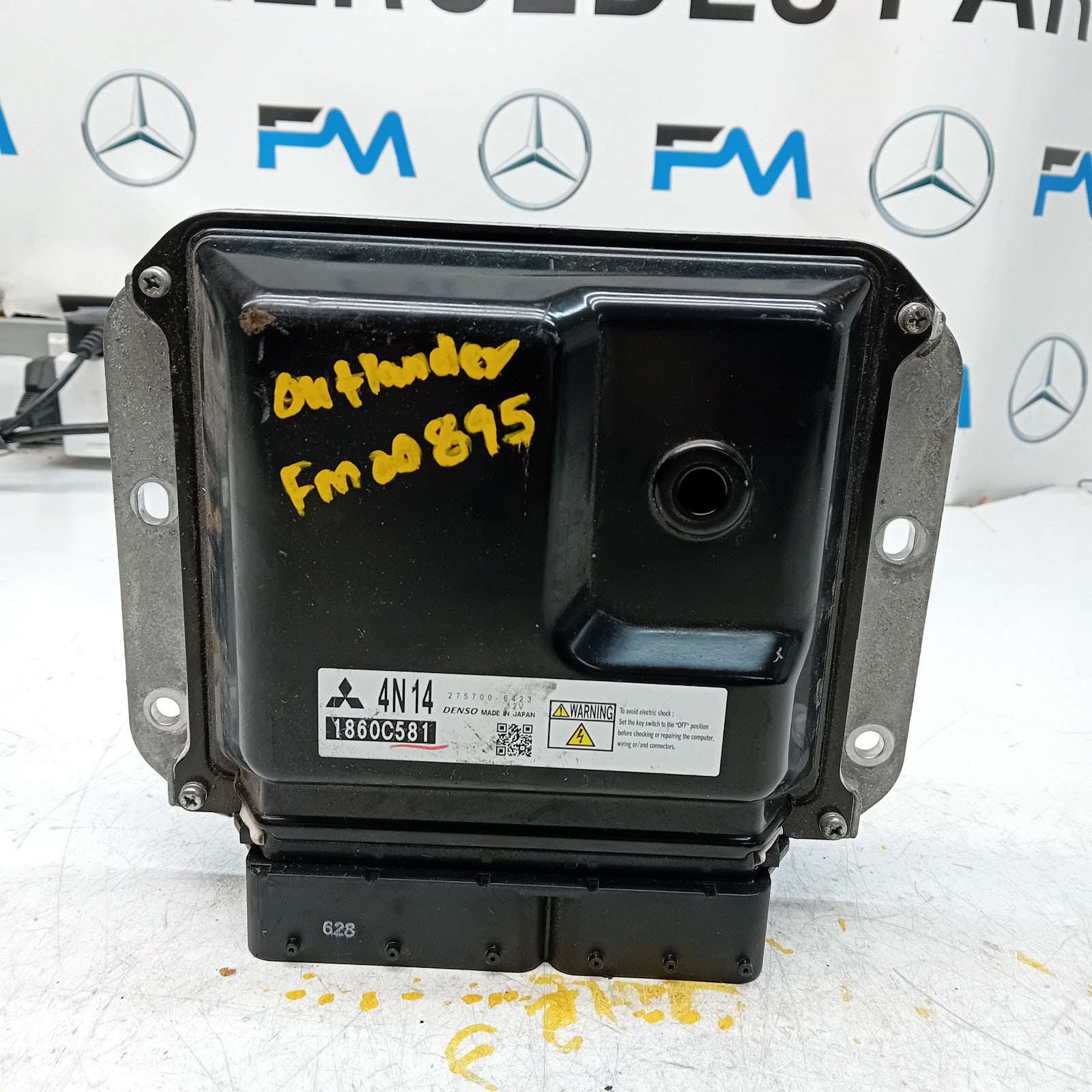 MITSUBISHI OUTLANDER   ENGINE  ECU CONTROL MODULE 1860C581 FM00895