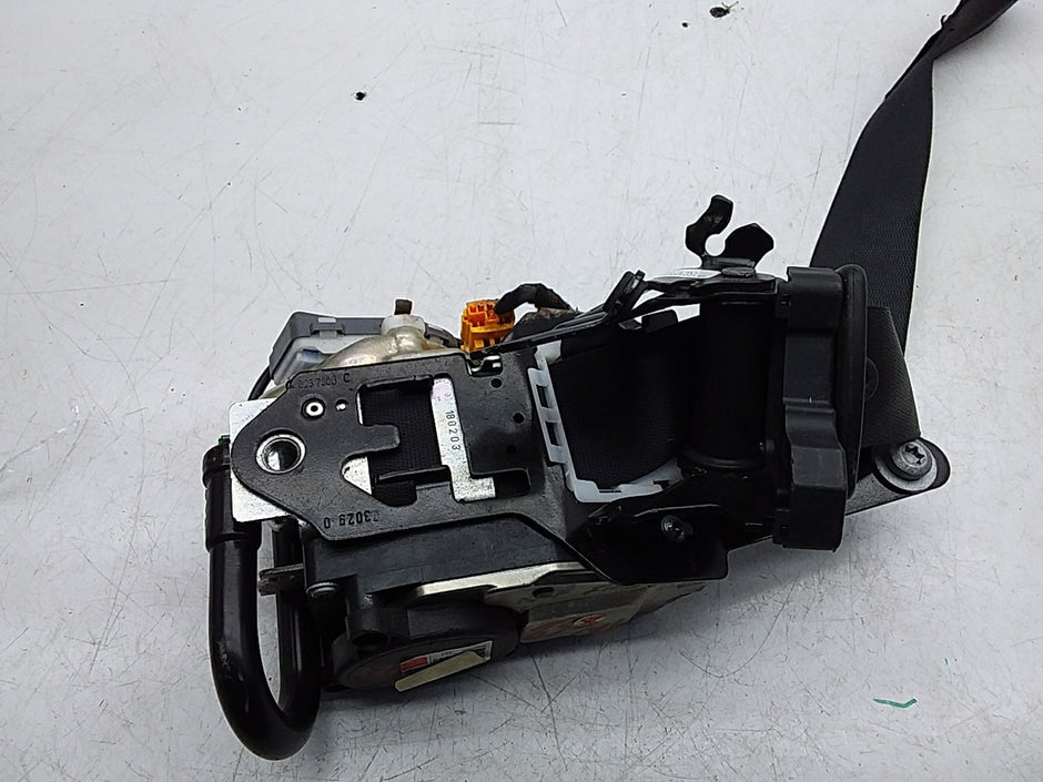 MERCEDES E-CLASS W238 SEAT BELT FRONT LEFT PASSENGER SIDE A2388602800 FMS258 NSF