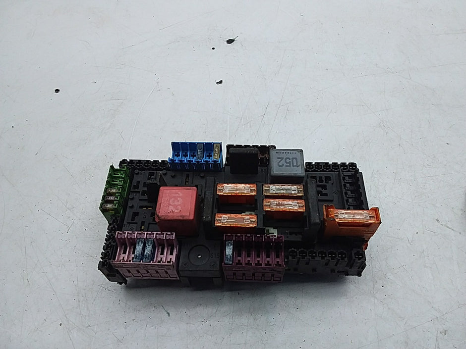 MERCEDES BENZ E-CLASS W213 2016 ONWARDS FUSE RELAY BOX A2139068801 FMF125