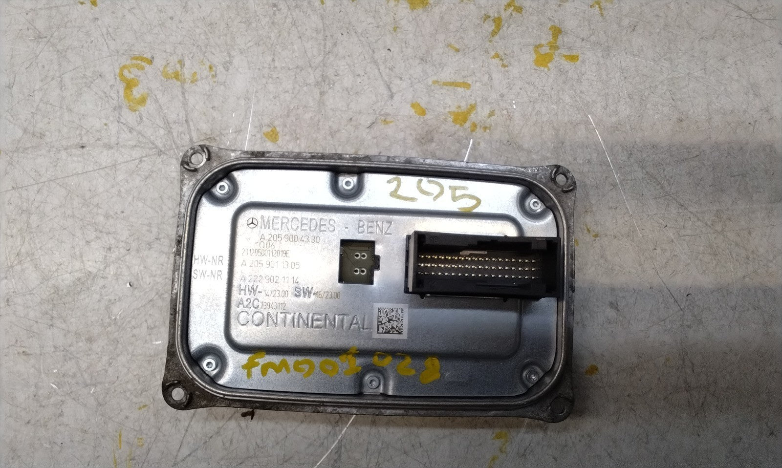 MERCEDES C-CLASS W205 HEADLIGHT CONTROL UNIT MODULE A2059004330 FM001028