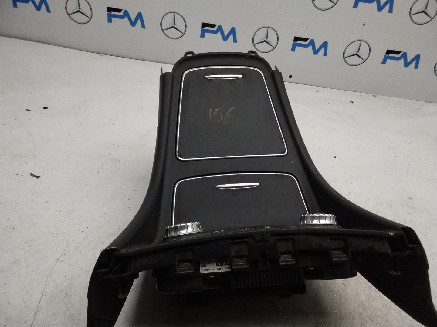 MERCEDES BENZ  A-CLASS W176 CENTRE  CONSOLE   A1766804800 FMK28