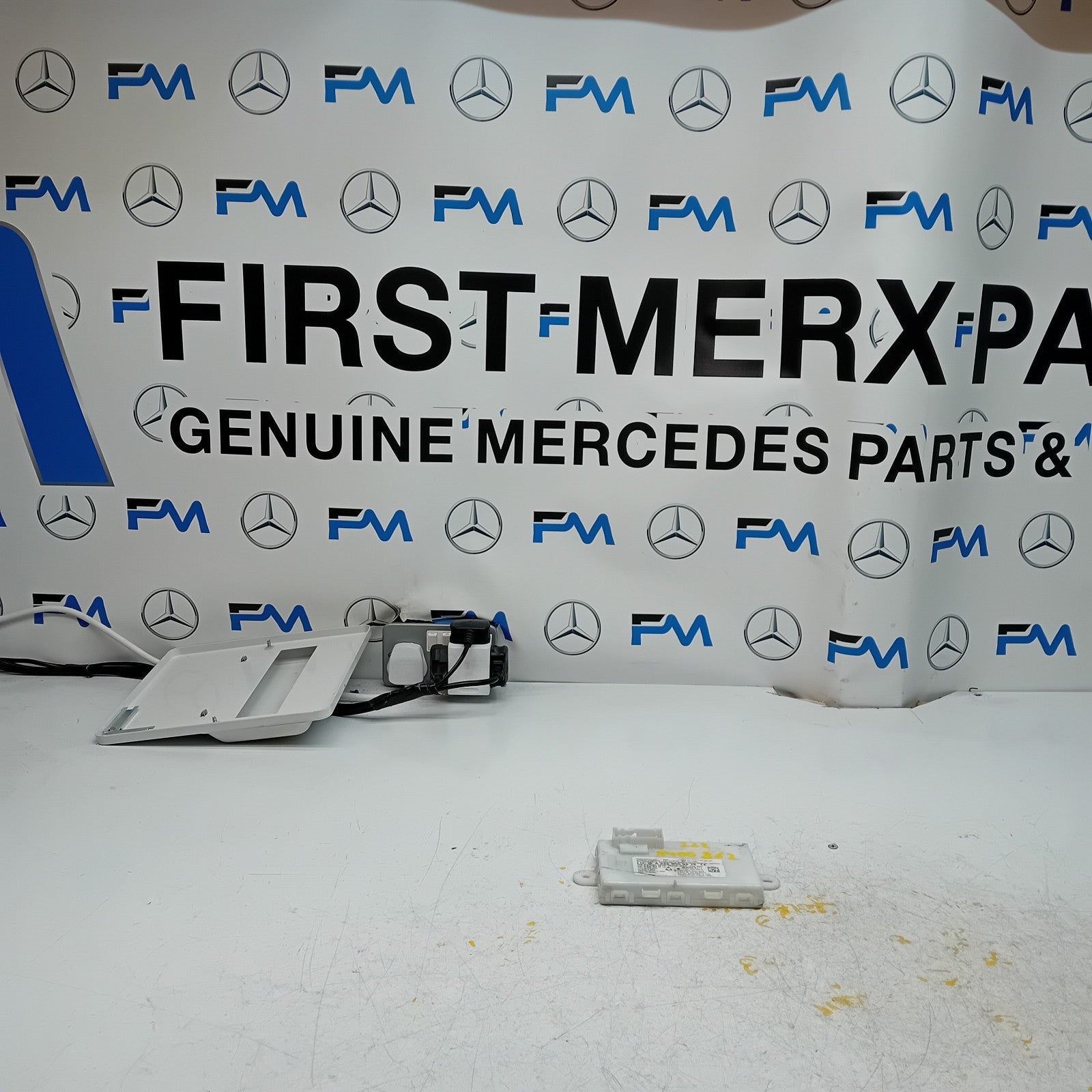 MERCEDES BENZ S-CLASS KEYLESS GO CONTROL UNIT W222 A2229009915 FM00862