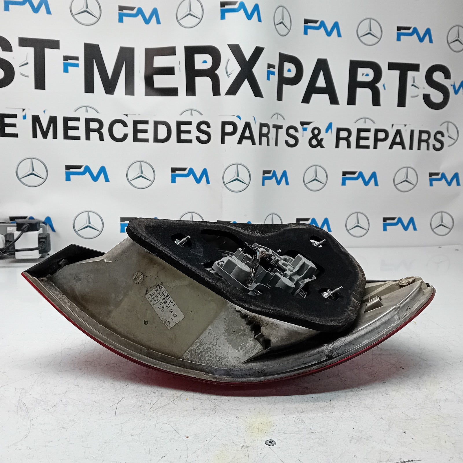MERCEDES CLC W203 2010 PASSENGER SIDE NS REAR TAIL LIGHT A2038205164 FMT158