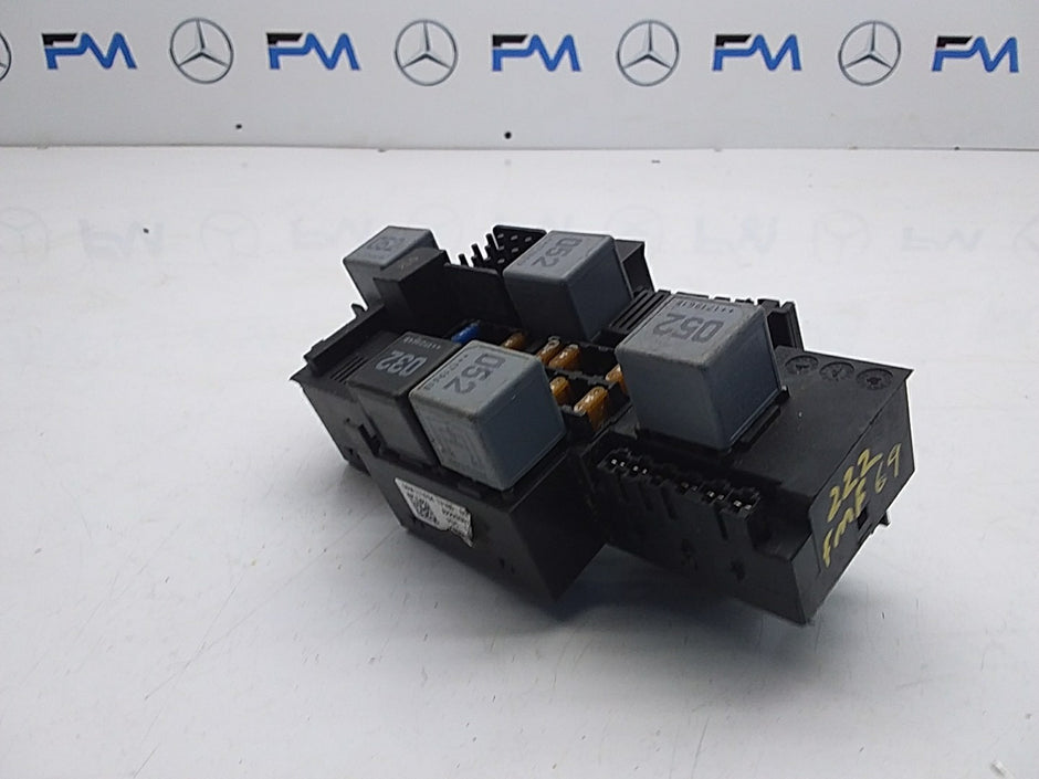 MERCEDES BENZ S-CLASS W222 FUSE BOX RELAY  A2229063302 FMF69