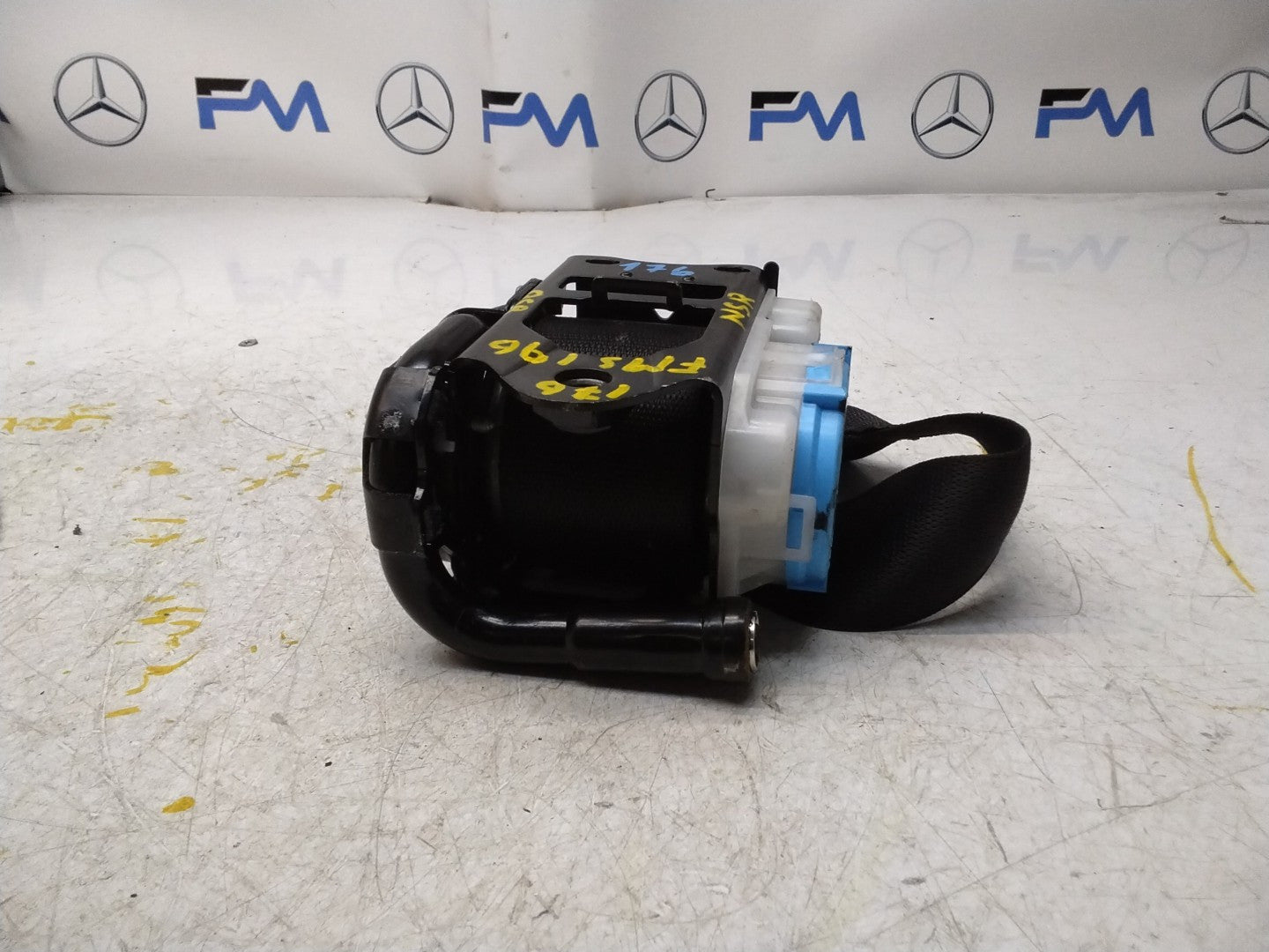 MERCEDES A CLASS W176 REAR L / R SIDE SEAT BELT A1768602385 FMS196 NSR OSR