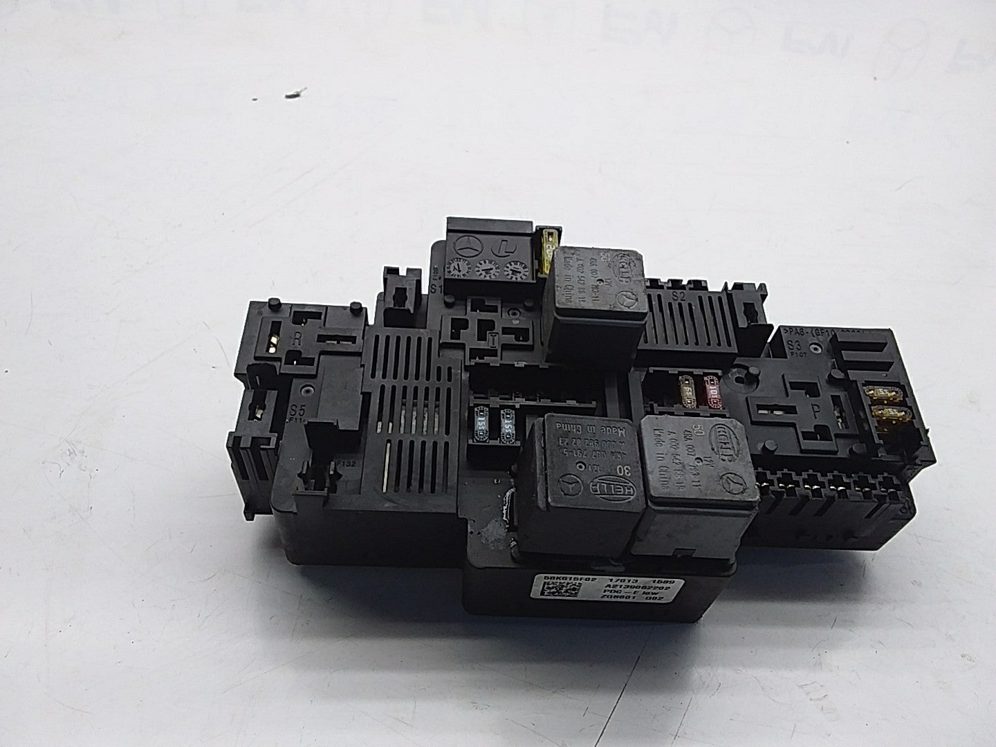 MERCEDES BENZ E-CLASS W213 FUSE BOX RELAY A2139062202 FMF66