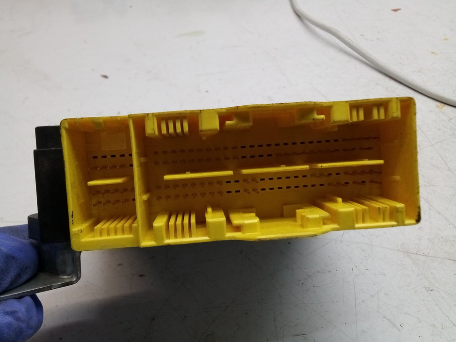 MERCEDES C-CLASS AIRBAG CONTROL MODULE W205 A2059009427 FM00780
