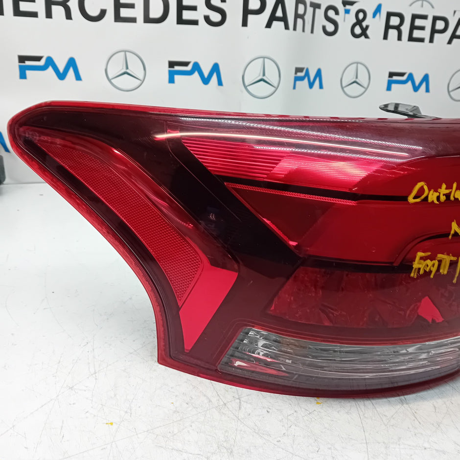 MITSUBISHI OUTLANDER MK3 2015-19 PASSENGER SIDE NS OUTER REAR TAIL LIGHT FMT133