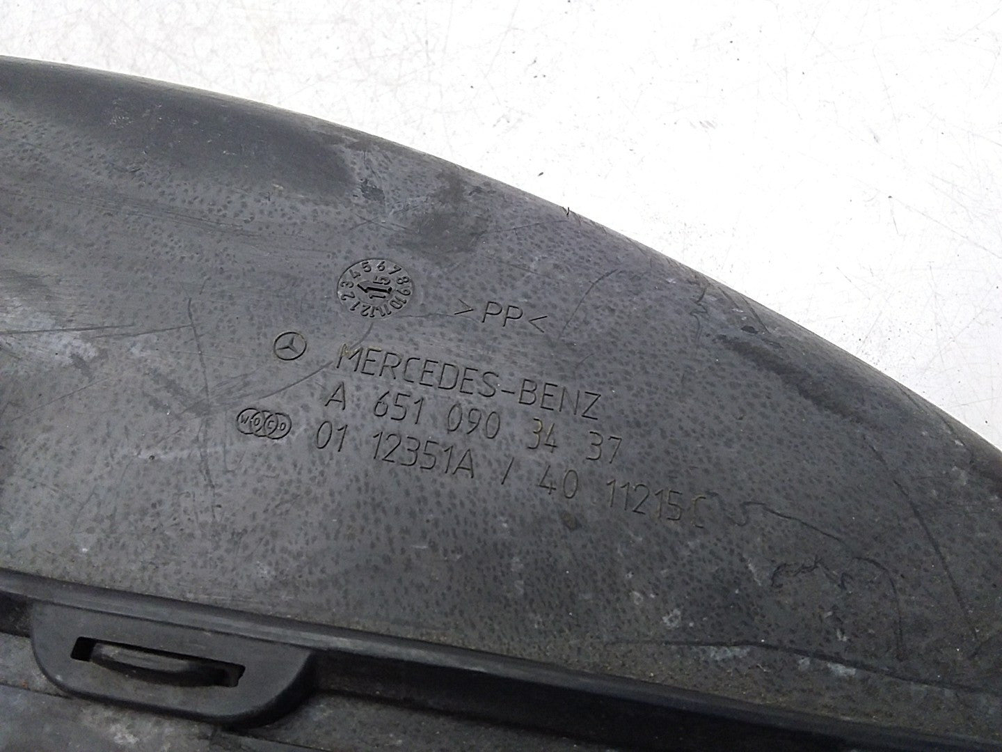 MERCEDES BENZ E-CLASS W212 AIR INTAKE TUBE A6510903437 FMI11
