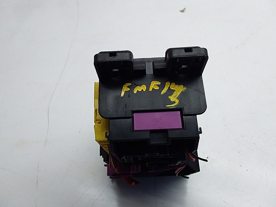 MERCEDES C CLASS FUSE RELAY BOX A2059067200 W205 2014-2021  FMF13