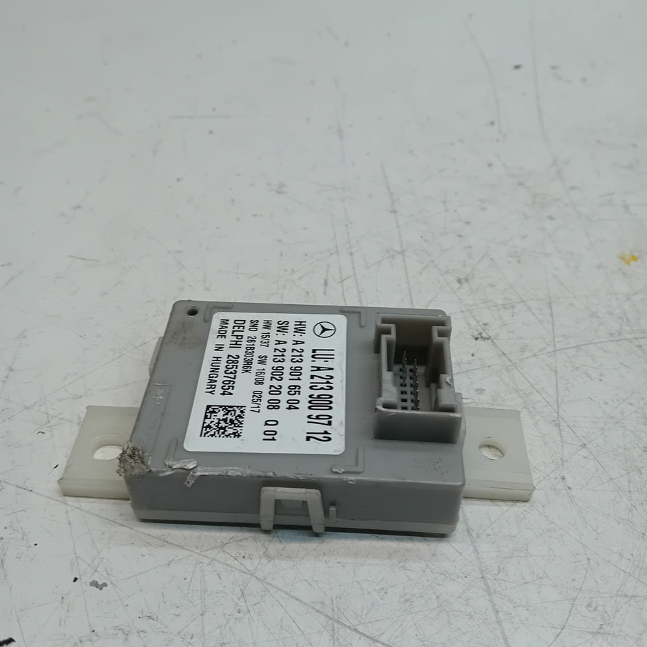 MERCEDES E-CLASS W213 LIGHT CONTROL UNIT A2139016504 FM00825