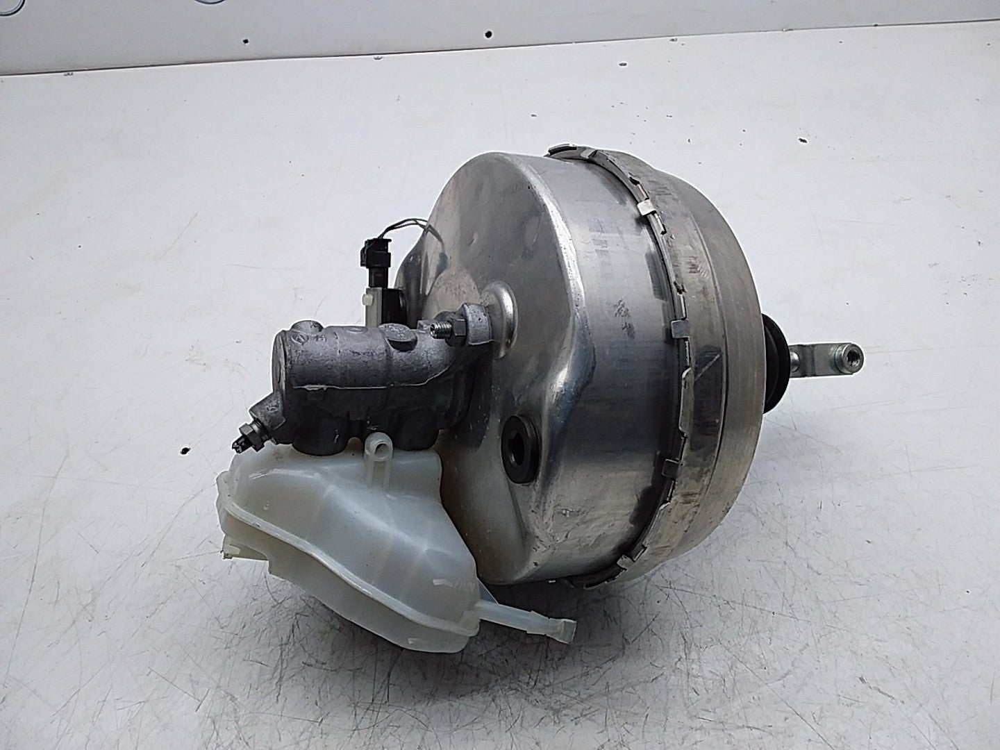 MERCEDES BENZ E-CLASS W213 SERIES 2016 ONWARDS BRAKE SERVO A2134300430 FMB42