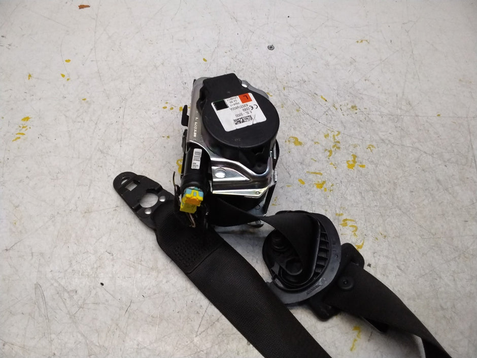 MERCEDES C-CLASS W205 SEAT BELT FRONT PASSENGER LEFT SIDE A2058600185 FMS347 NSF