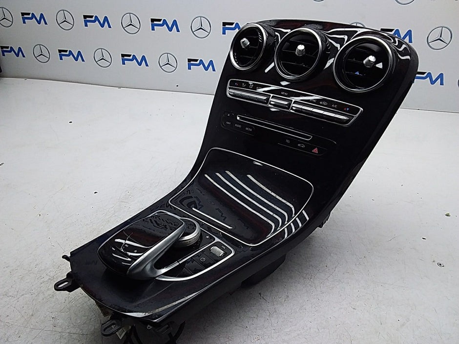 2014 ONWARDS MERCEDES C-CLASS W205 CENTRE  CONSOLE  A2056807210 FMK15 (DAMAGED)