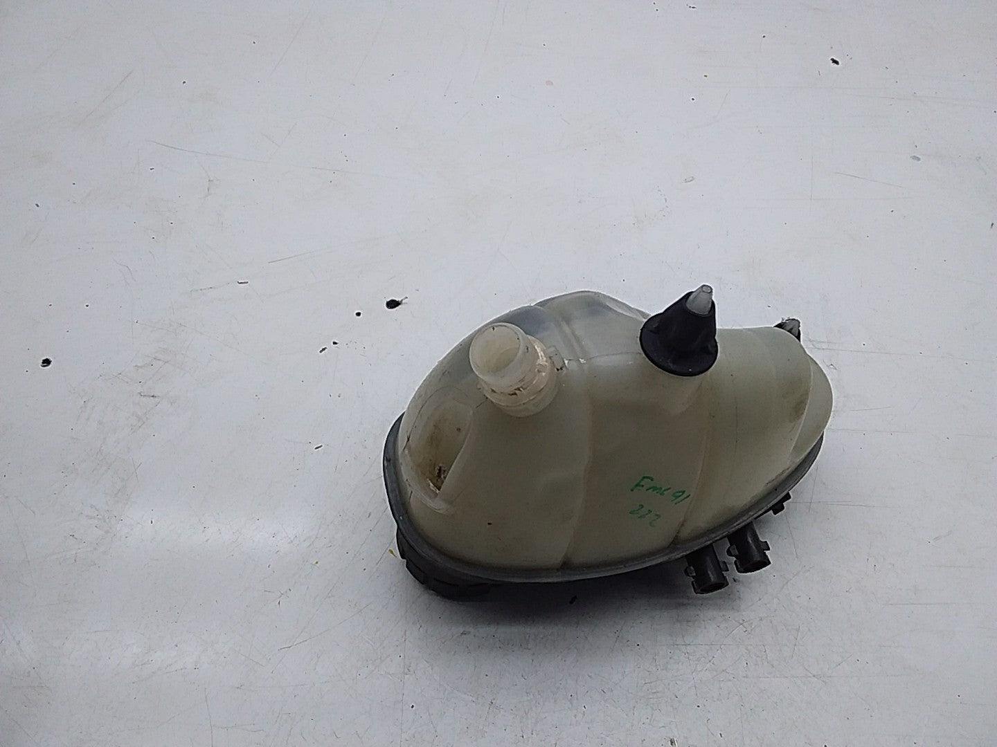 MERCEDES BENZ S-CLASS W222 COOLANT EXPANSION TANK 2014 ONWARDS A2225000849 FMC91