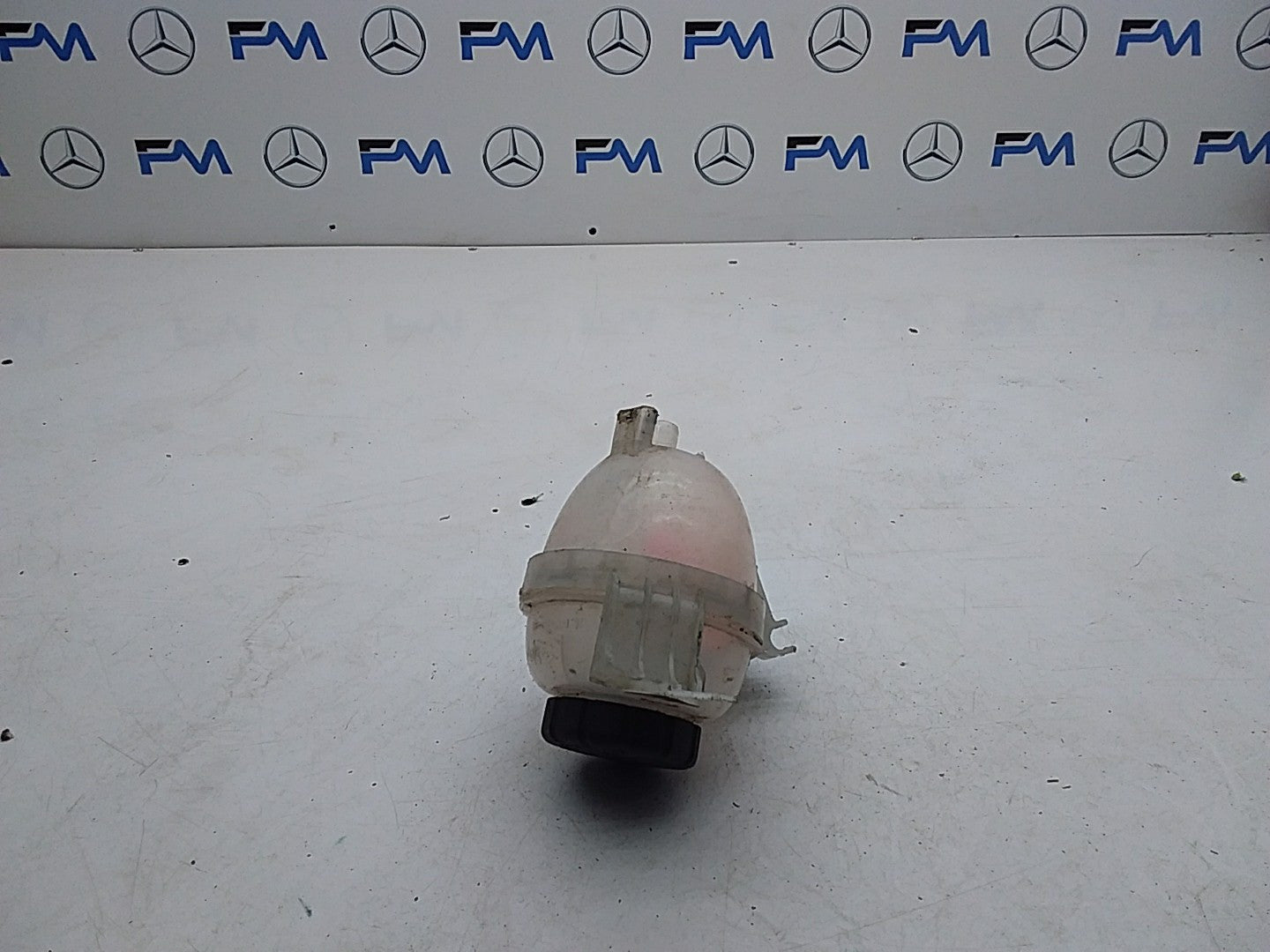 MERCEDES BENZ S-CLASS W222 COOLANT EXPANSION TANK 2014ONWARDS A2225000549 FMC115