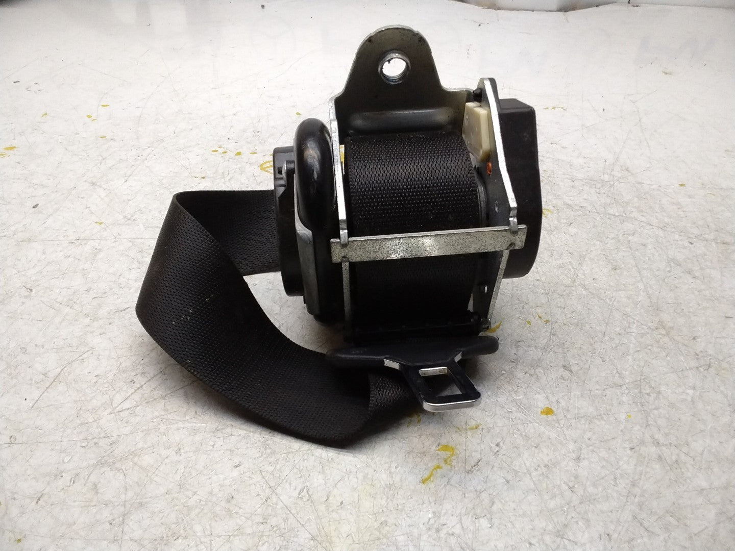 MERCEDES E CLASS SEAT BELT REAR RIGHT AND LEFT A2078602385 C207 FMS455 NSR OSR