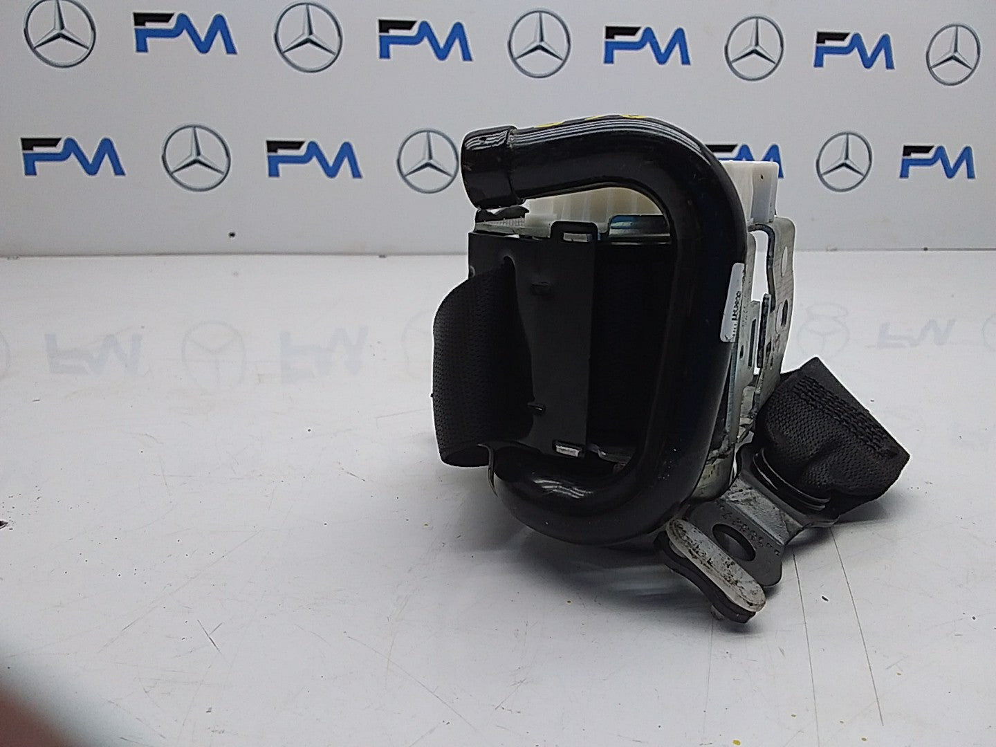 MERCEDES BENZ W205 C CLASS DRIVER REAR SIDE BELT RIGHT OSR A2058600685 FMS10