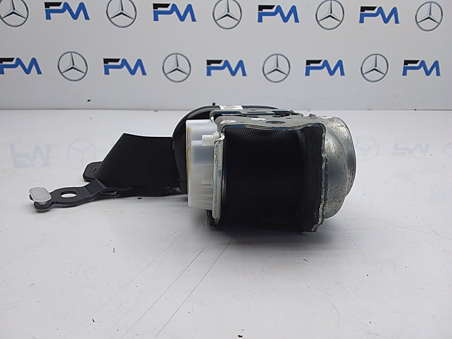 MERCEDES BENZ W205 C CLASS DRIVER REAR SIDE BELT RIGHT OSR A2058600685 FMS7