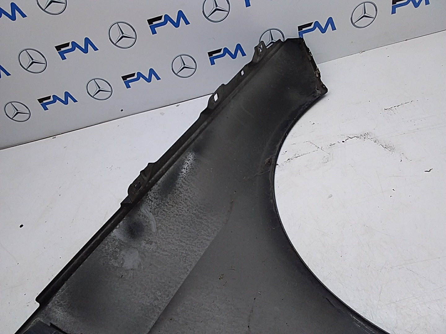 MERCEDES  E-CLASS W212 NS LEFT PASSENGER SIDE WINGS FMW32 