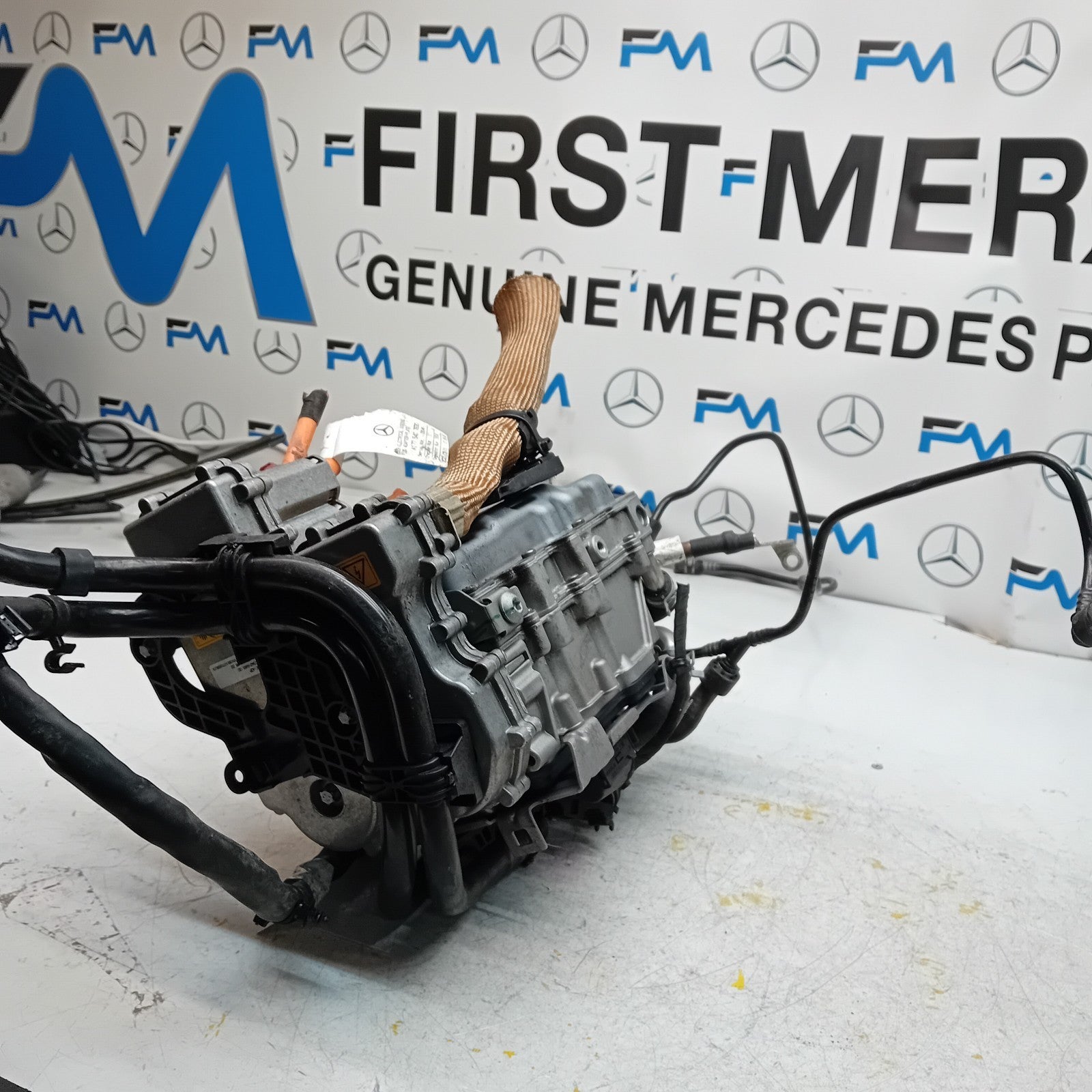 MERCEDES A CLASS W177 PETROL HYBROD BATTERY  CONVERTER  A1779003106 FM001131