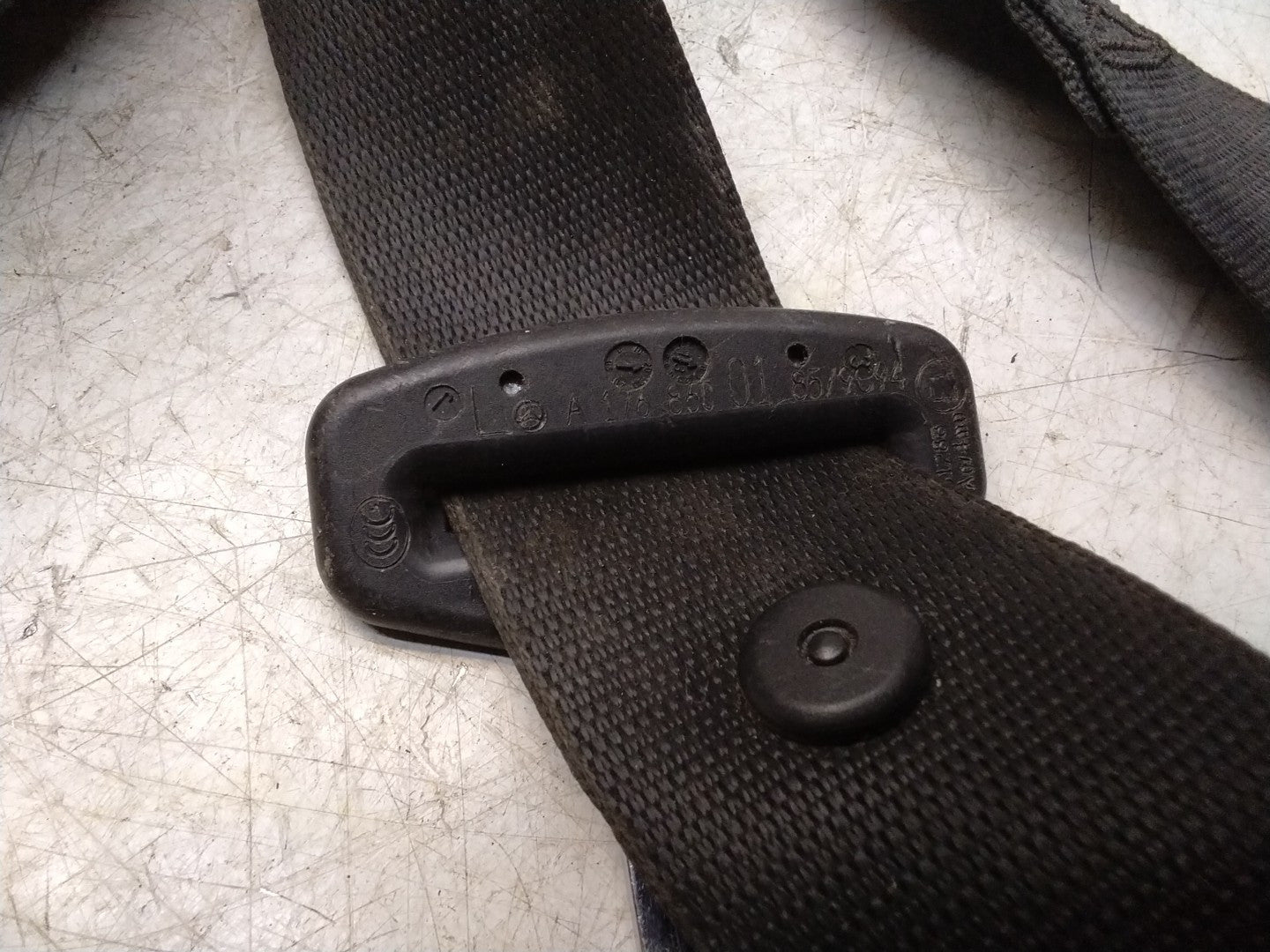 MERCEDES A CLASS W176 SEAT BELT FRONT LEFT SIDE A1768600185 FMS175 NSF