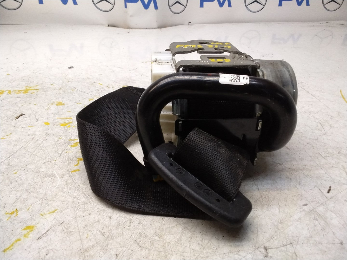 MERCEDES C CLASS W205 REAR PASSENGER SIDE SEAT BELT A2058600585 FMS319 NSR
