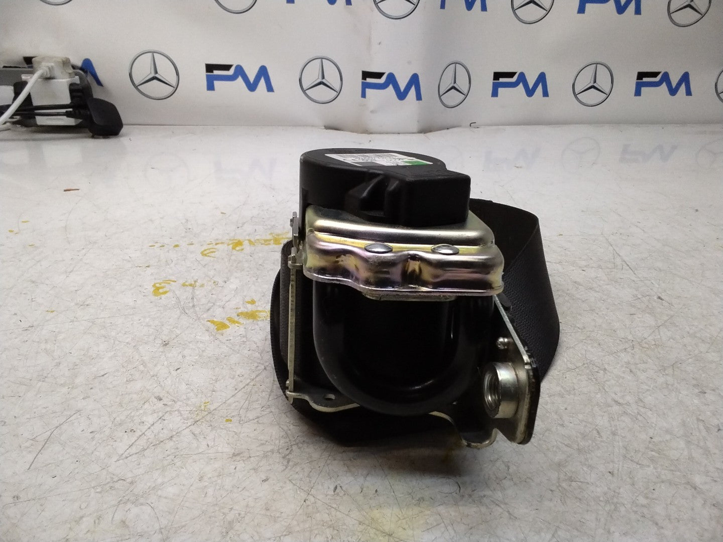 MERCEDES C-CLASS W205 SEAT BELT REAR RIGHT DRIVER SIDE A2058604085 FMS351 OSR