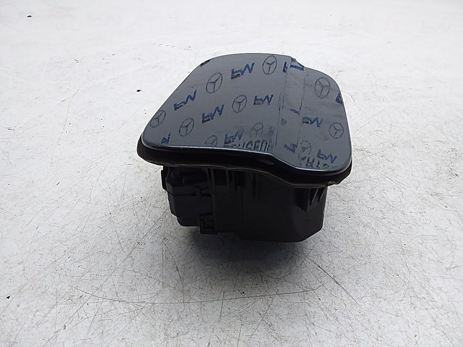 MERCEDES C-CLASS FUEL FILLER FLAP W204 A2047500103 FM000002
