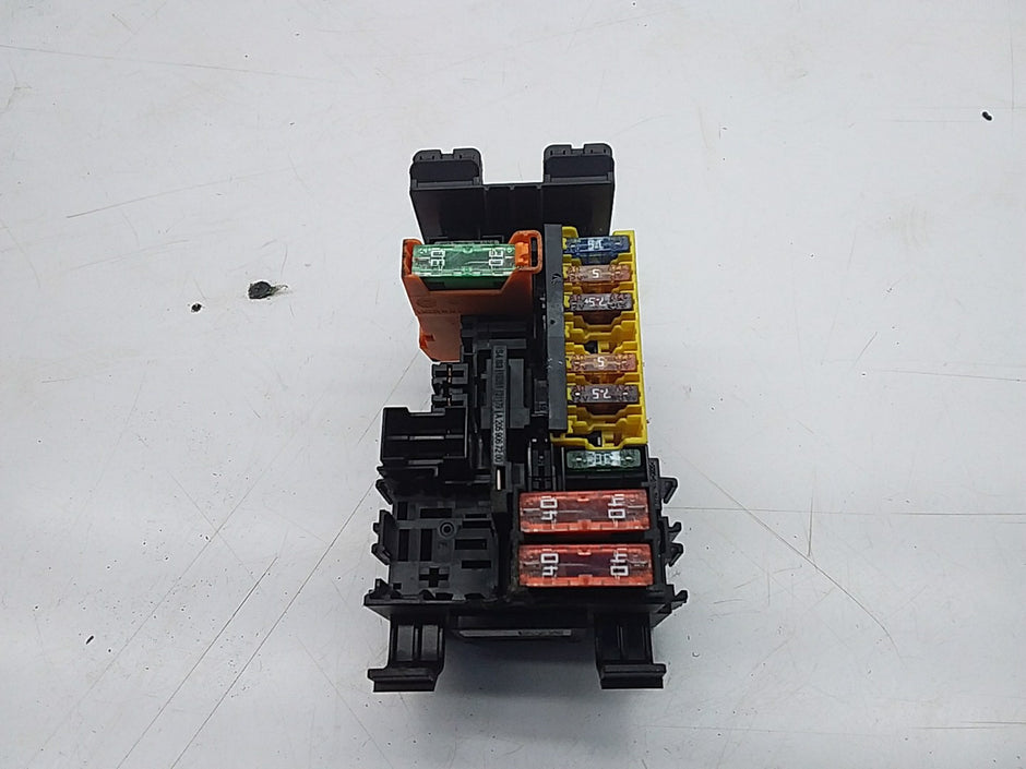 MERCEDES C CLASS FUSE RELAY BOX A2059067200 W205 2014-2021  FMF12